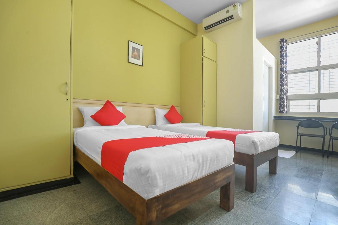 OYO 27943 Hotel SS Grand Honganoor Exterior foto